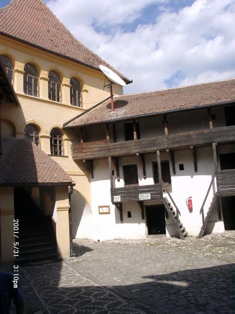 Burg 2001