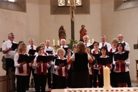 Tartlauer Chor während des Gottesdienstes